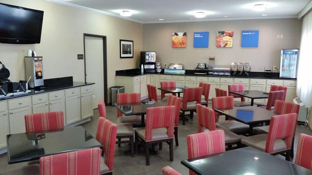 Comfort Inn Moline Quad Cities Pet Policy