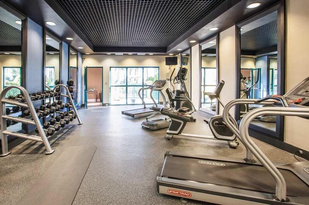 Hampton Inn Charleston North Pet Policy