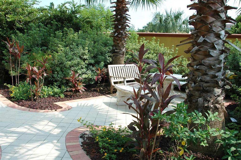 Hampton Inn & Suites Vilano Beach Pet Policy