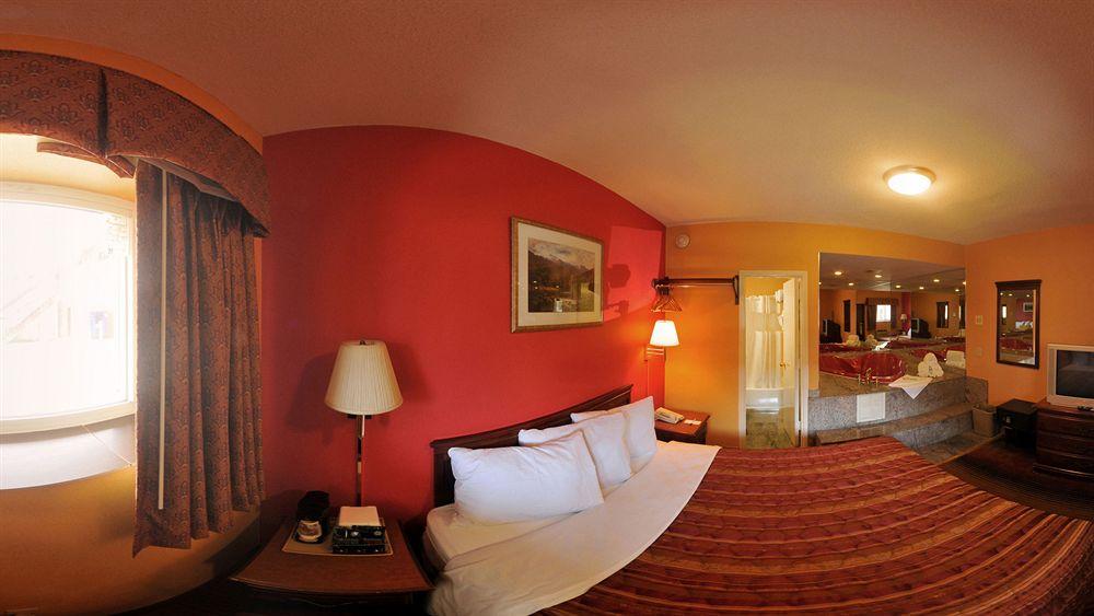 Rodeway Inn Pet Policy