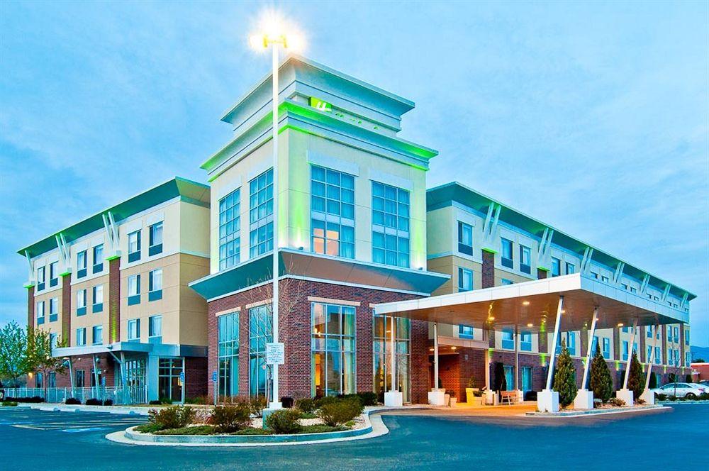 Holiday Inn Boise Airport Pet Policy