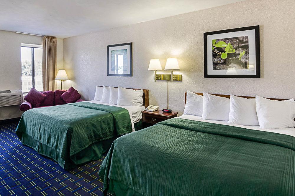 Quality Inn Waynesboro Pet Policy