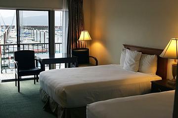 Pet Friendly Hotels In Astoria Or Bringfido