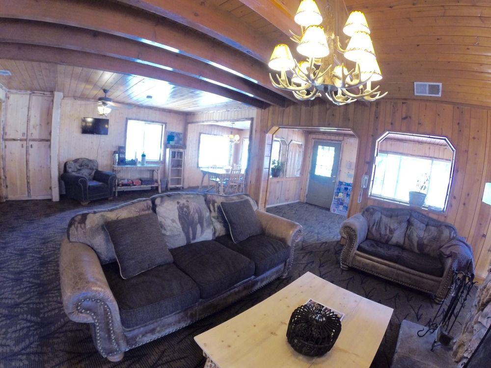 Big Bear Frontier Pet Policy