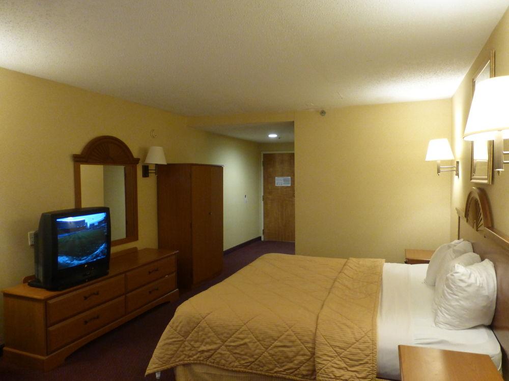 Red Roof Inn Clifton Park Pet Policy