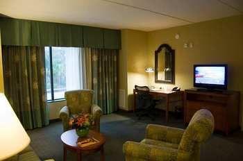 Hilton Garden Inn Palm Coast Town Center Pet Policy