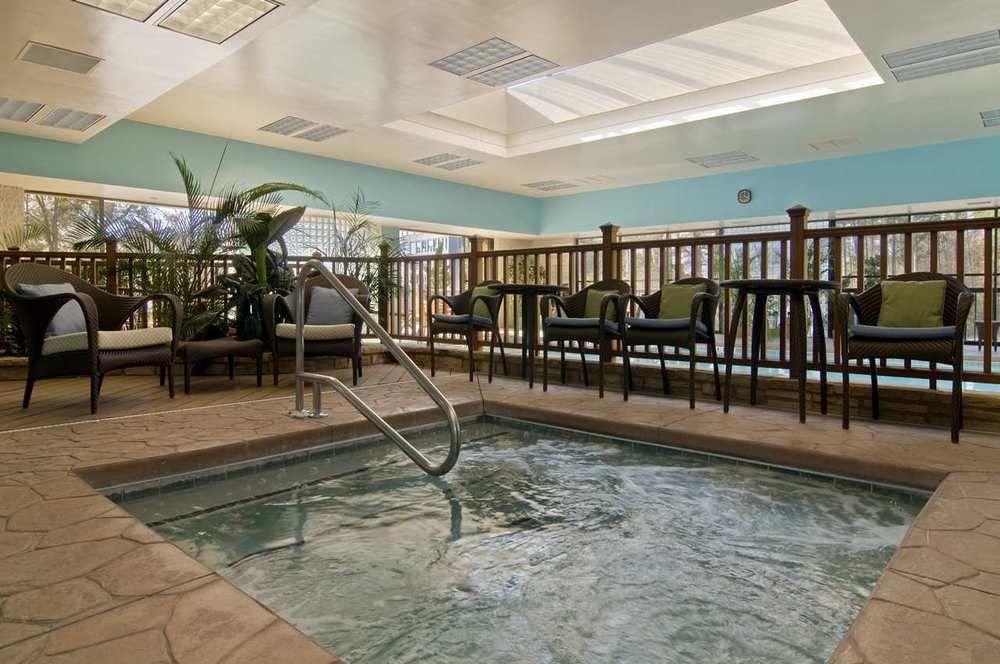 Hilton North Raleigh Pet Policy