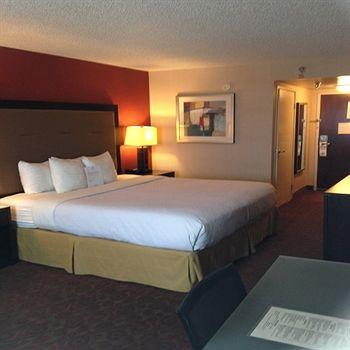 Holiday Inn Palmdale Lancaster Pet Policy - 