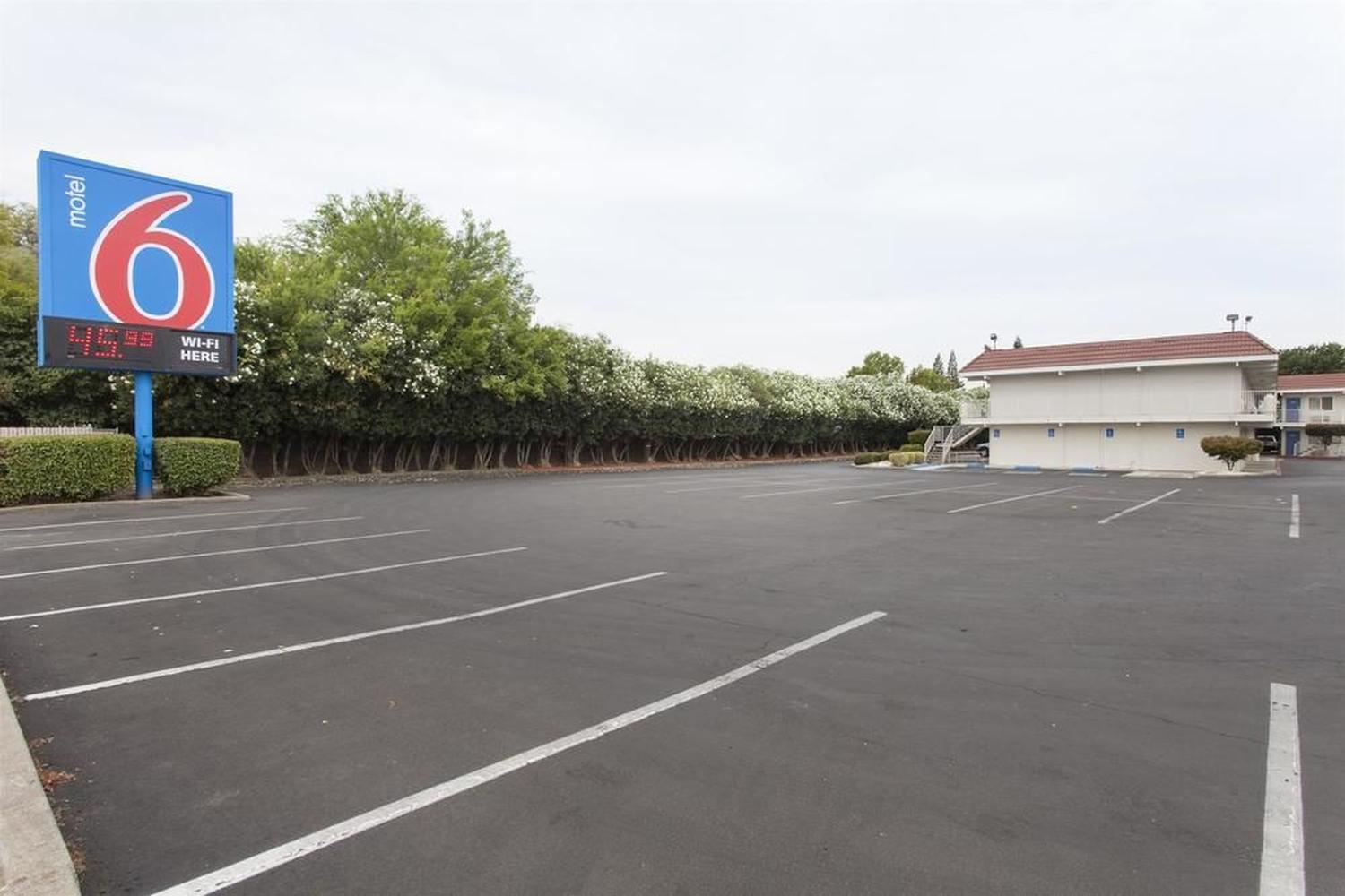 Motel 6 Rancho Cordova Pet Policy