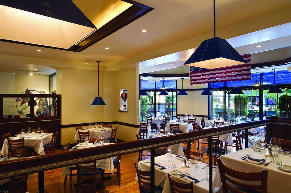 Hilton Chicago Magnificent Mile Suites Pet Policy