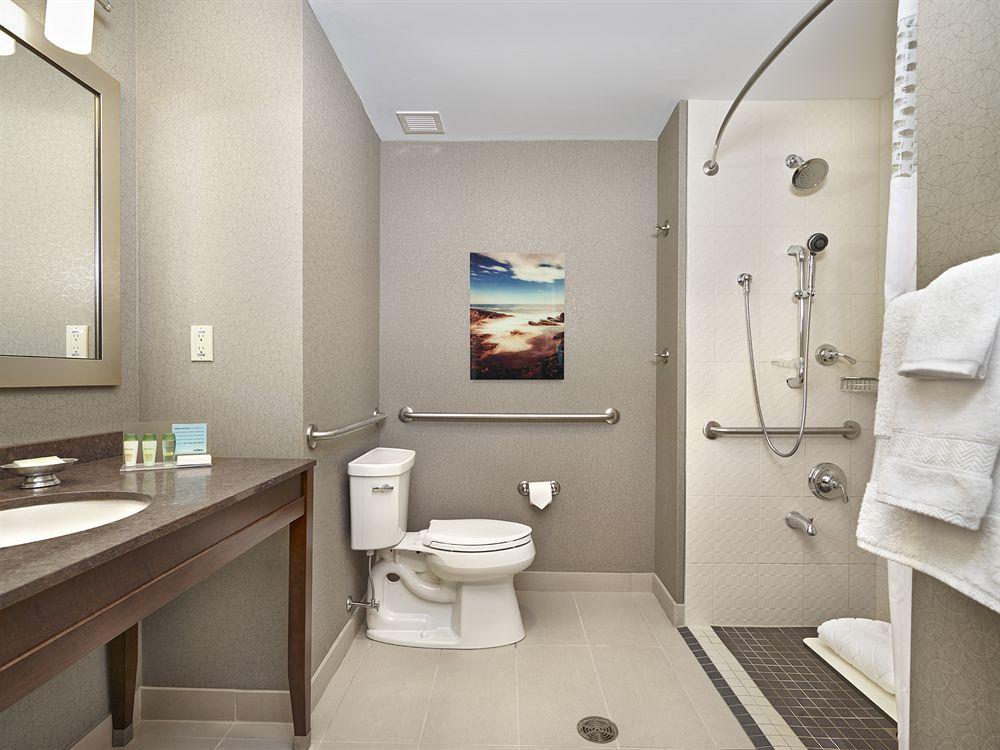 Hampton Inn Halifax Hotel Pet Policy