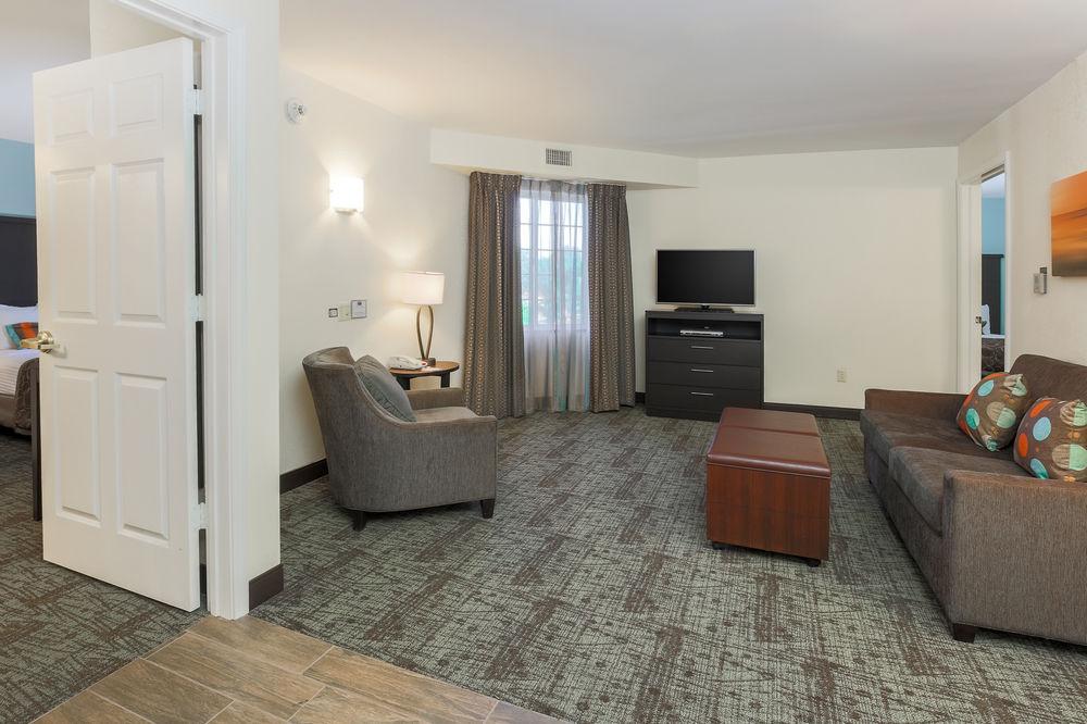 Staybridge Suites Philadelphia Mt Laurel Pet Policy