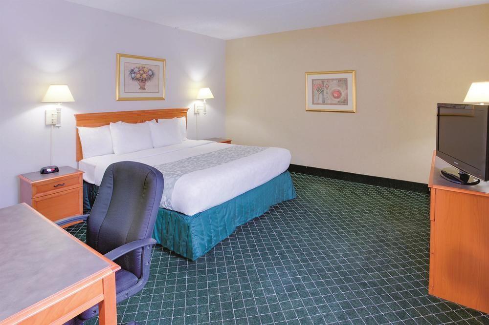 La Quinta Inn Milford Pet Policy