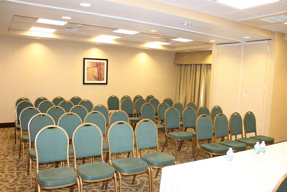 Country Inn Suites By Carlson Dixon Ca Uc Davis Area Pet Policy