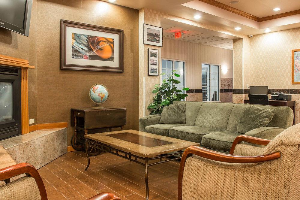 Comfort Inn Suites Fenton Pet Policy