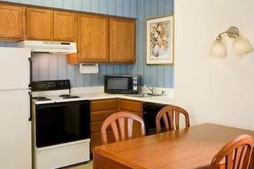 Pet Friendly Hotels In Henderson Nv Bringfido