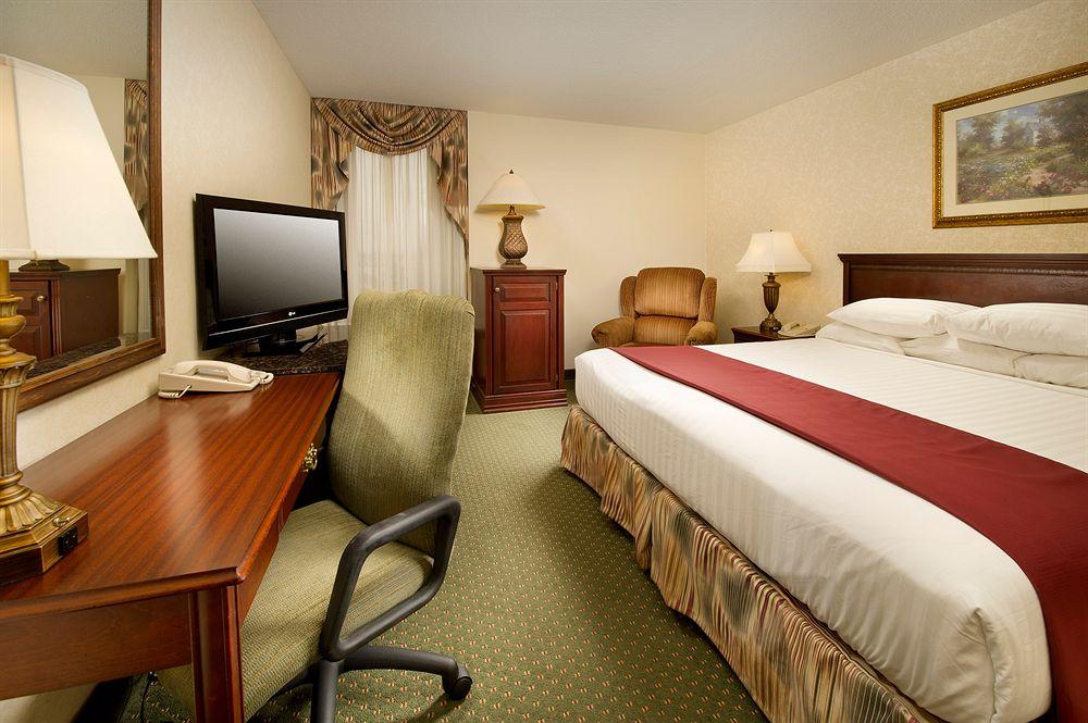 Drury Inn Suites Findlay Pet Policy
