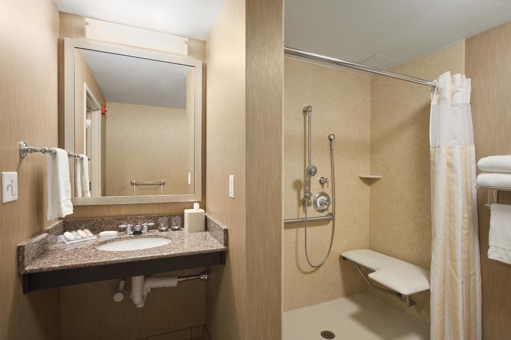 Hilton Garden Inn Springfield Pet Policy