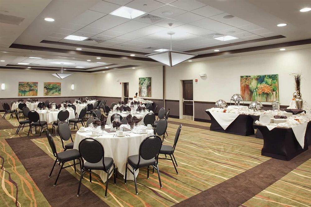 Hilton Garden Inn Springfield Pet Policy