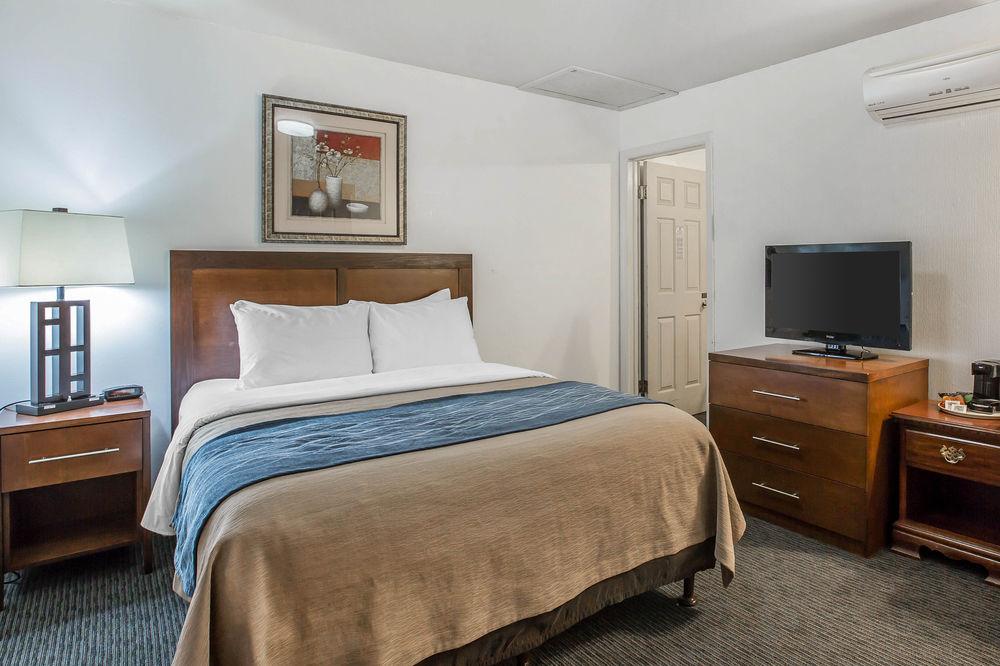 Comfort Inn Yosemite Valley Gateway Pet Policy