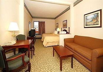 Comfort Suites Bethlehem University Pet Policy