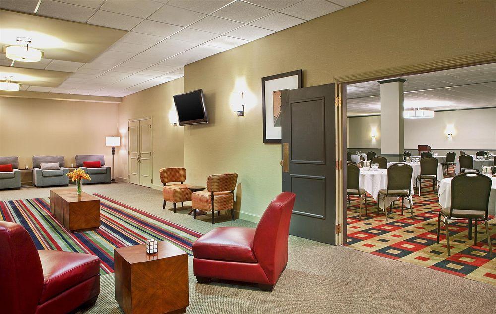 Pet Friendly Hotels In Kalamazoo Mi Bringfido