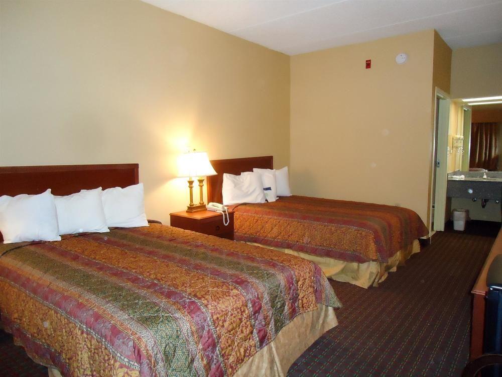 Motel 6 Kingsport Pet Policy