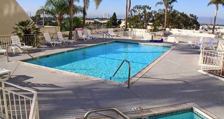 Crystal casino compton Crystal casino compton