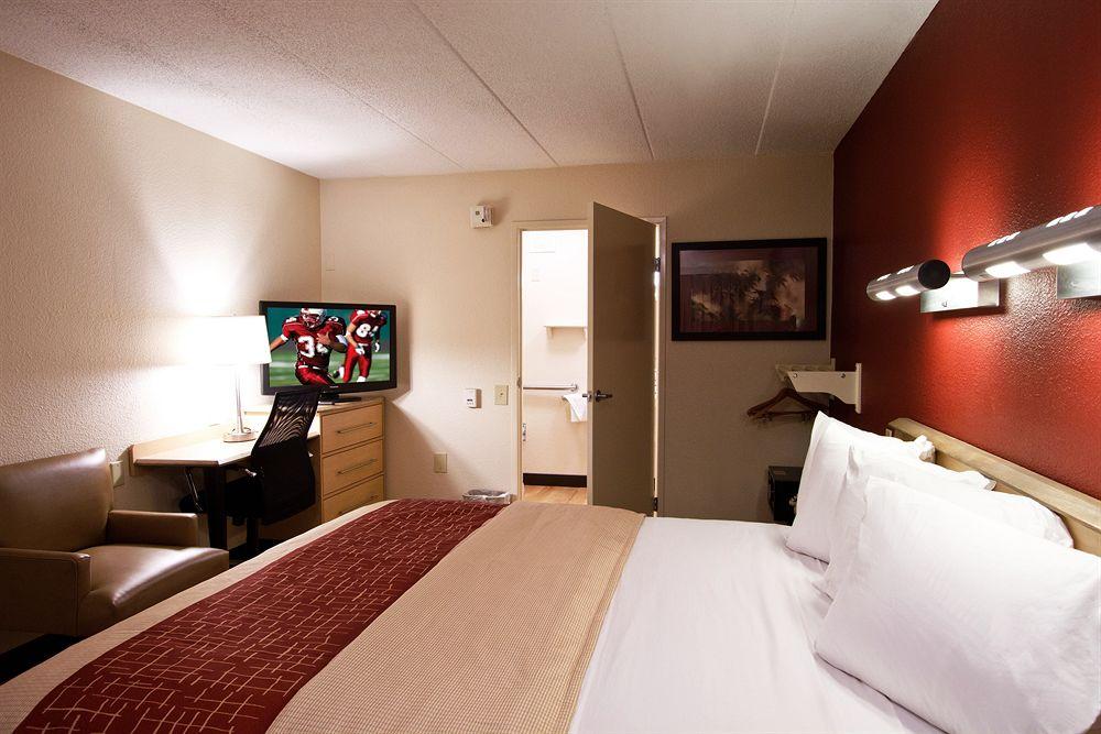 Pet Friendly Hotels In Chesapeake Va Bringfido