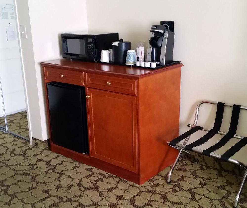 Hilton Garden Inn Bloomington Pet Policy