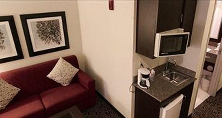 Holiday Inn Express Hotel Suites Ogden Pet Policy