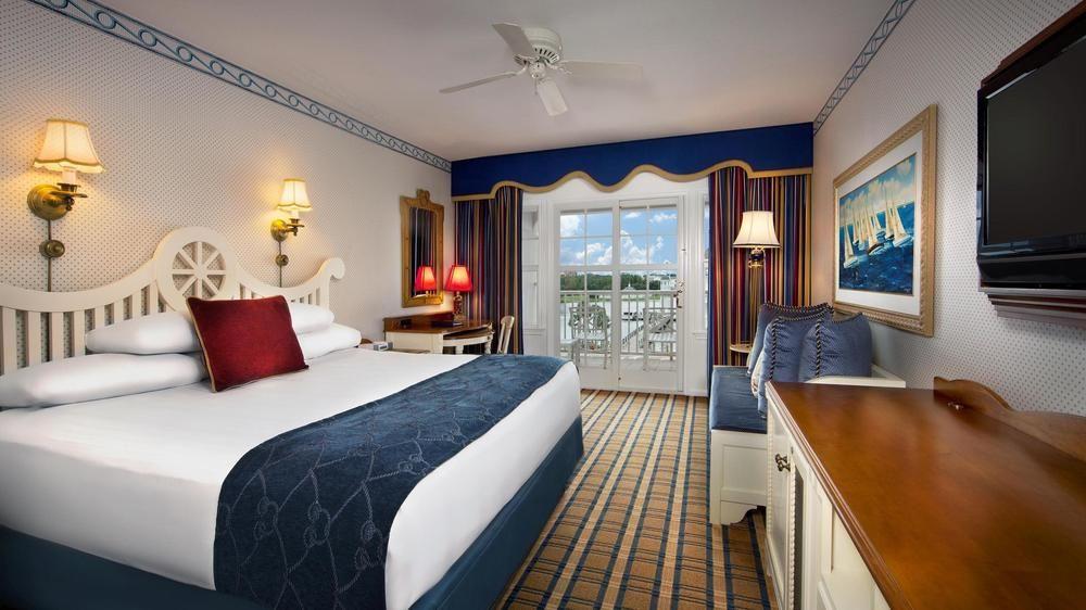 disney yacht club pet friendly rooms