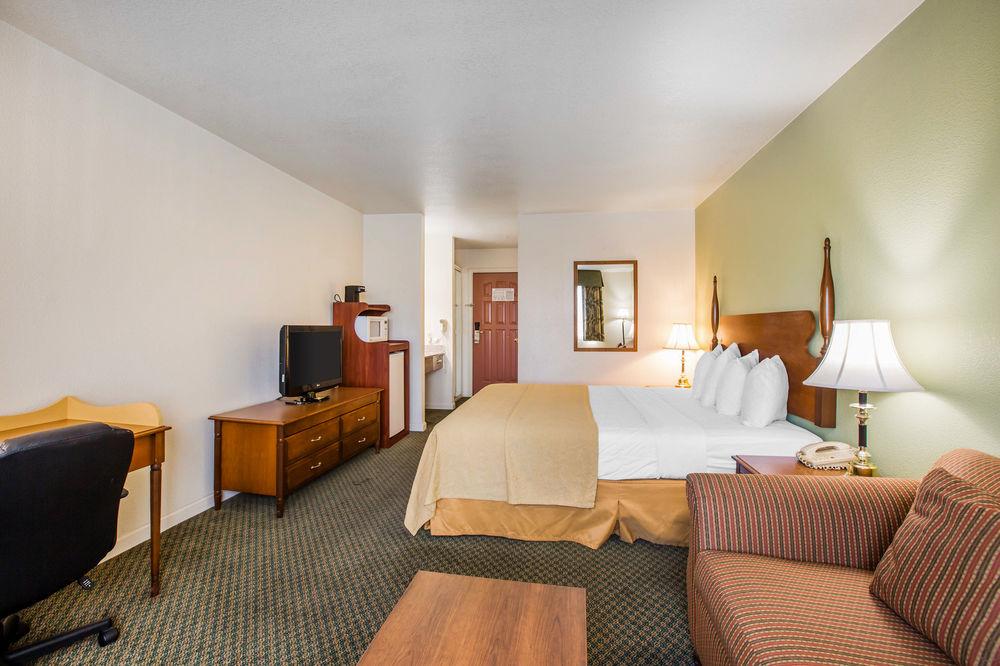Quality Inn Tulare Pet Policy