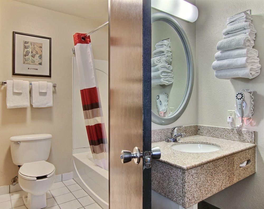 Pet Friendly Hotels In Sioux Falls Sd Bringfido