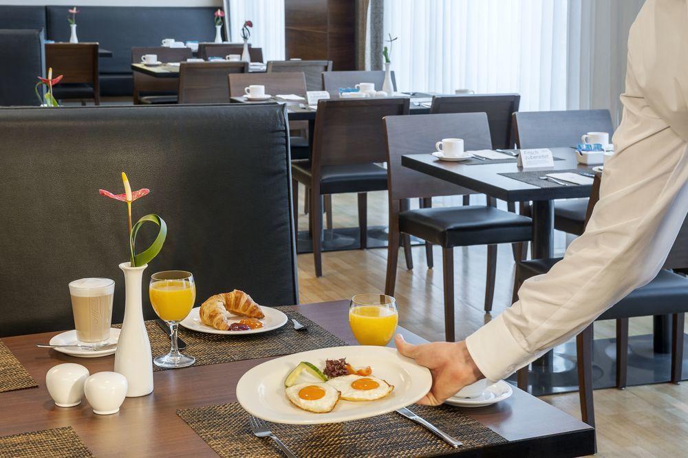 Nh Koeln City Pet Policy