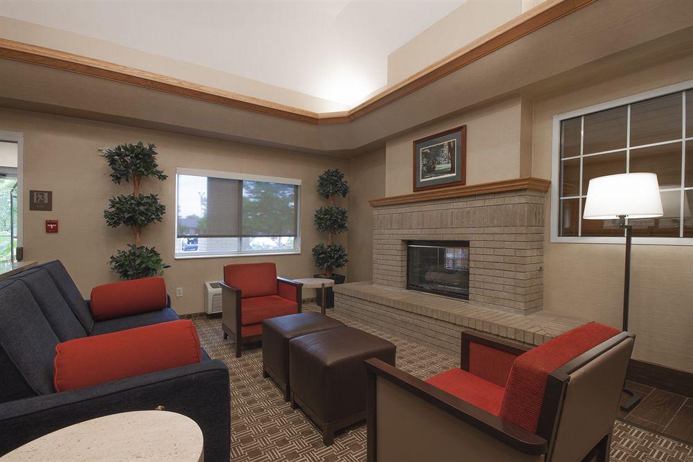 Comfort Suites Keeneland Airport Pet Policy