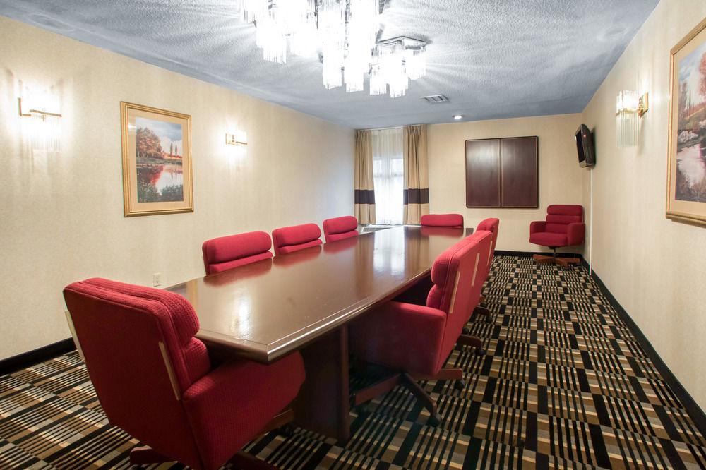 Quality Inn Portage Pet Policy