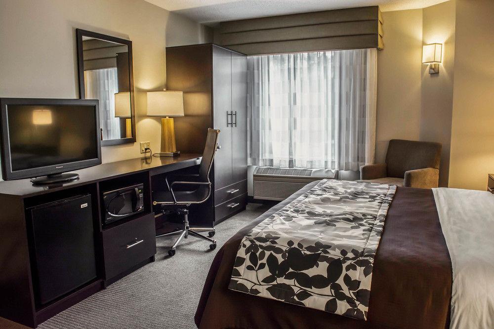 Pet Friendly Hotels in Staunton, VA BringFido