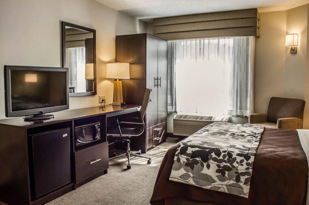 Pet Friendly Hotels in Staunton, VA BringFido