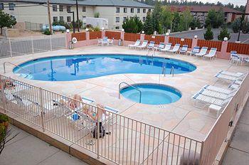 Grand Canyon Plaza Hotel Pet Policy