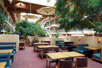 Grand Canyon Plaza Hotel Pet Policy