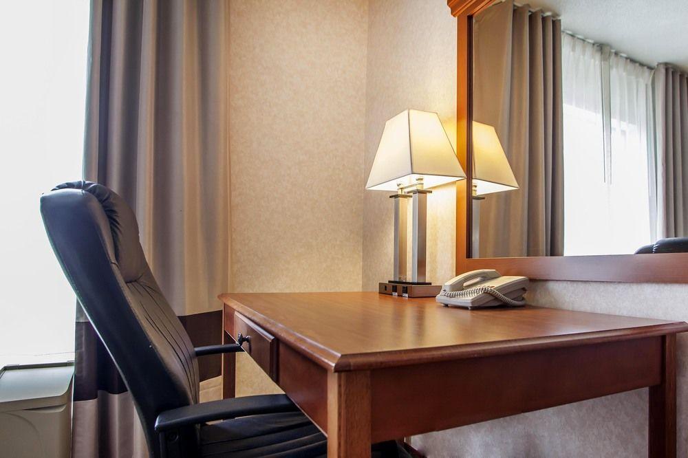 Comfort Inn Racine Pet Policy