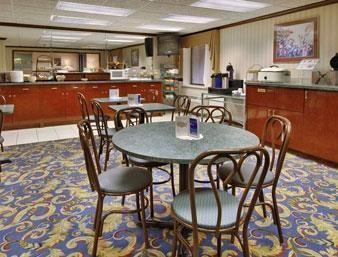 Pet Friendly Hotels In Kalamazoo Mi Bringfido