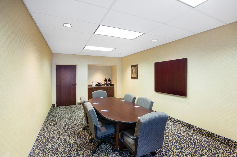 Comfort Inn Suites San Antonio Airport Pet Policy