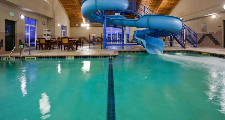 Country Inn Suites By Radisson Duluth North Pet Policy