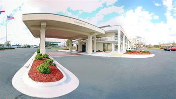 Quality Inn Roanoke Rapids Pet Policy