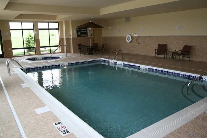 Pet Friendly Hotels In Fairmont Mn Bringfido