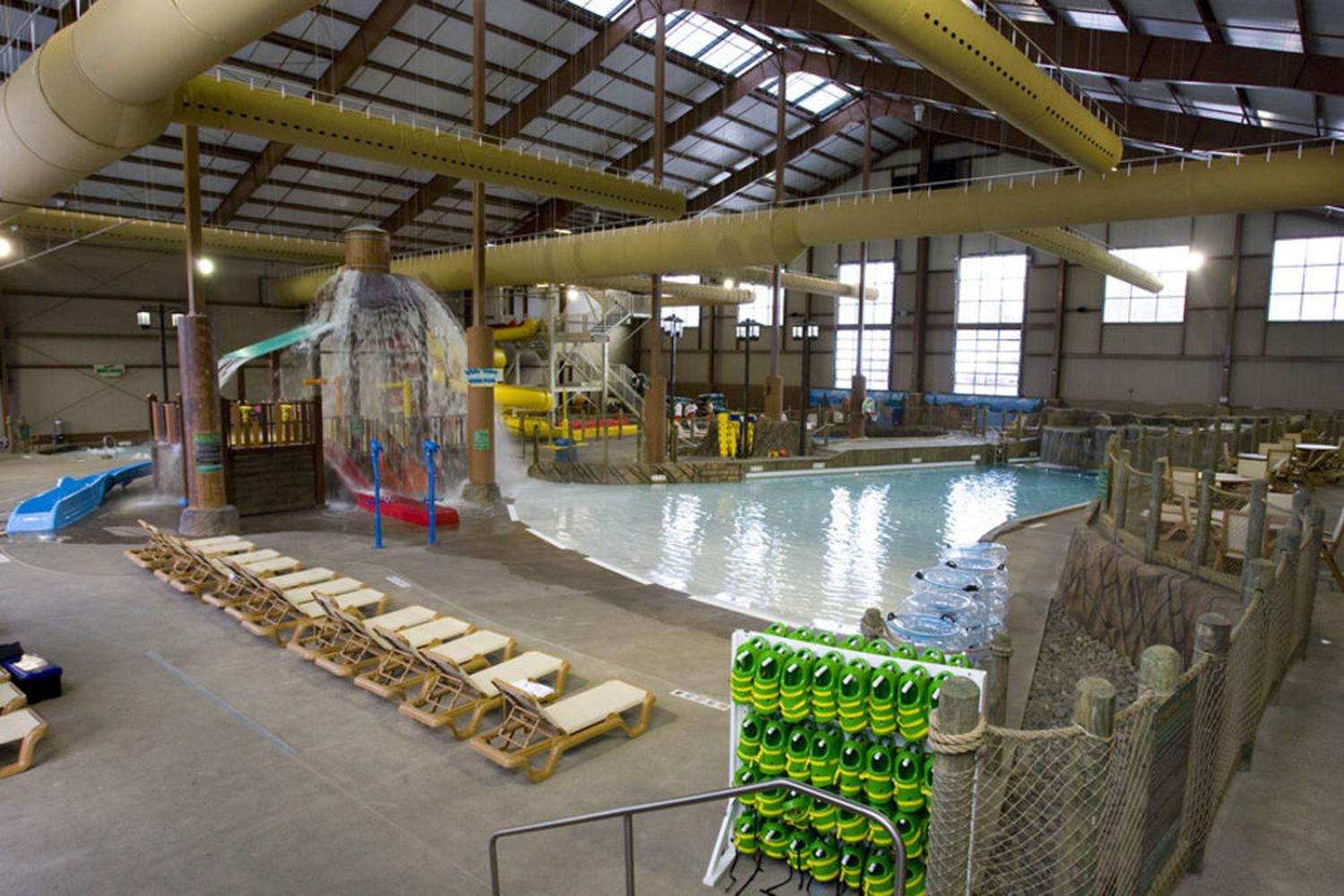 Hope Lake Lodge