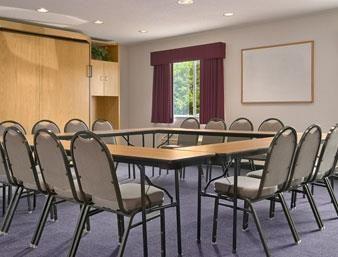 Baymont Inn Suites Freeport Pet Policy