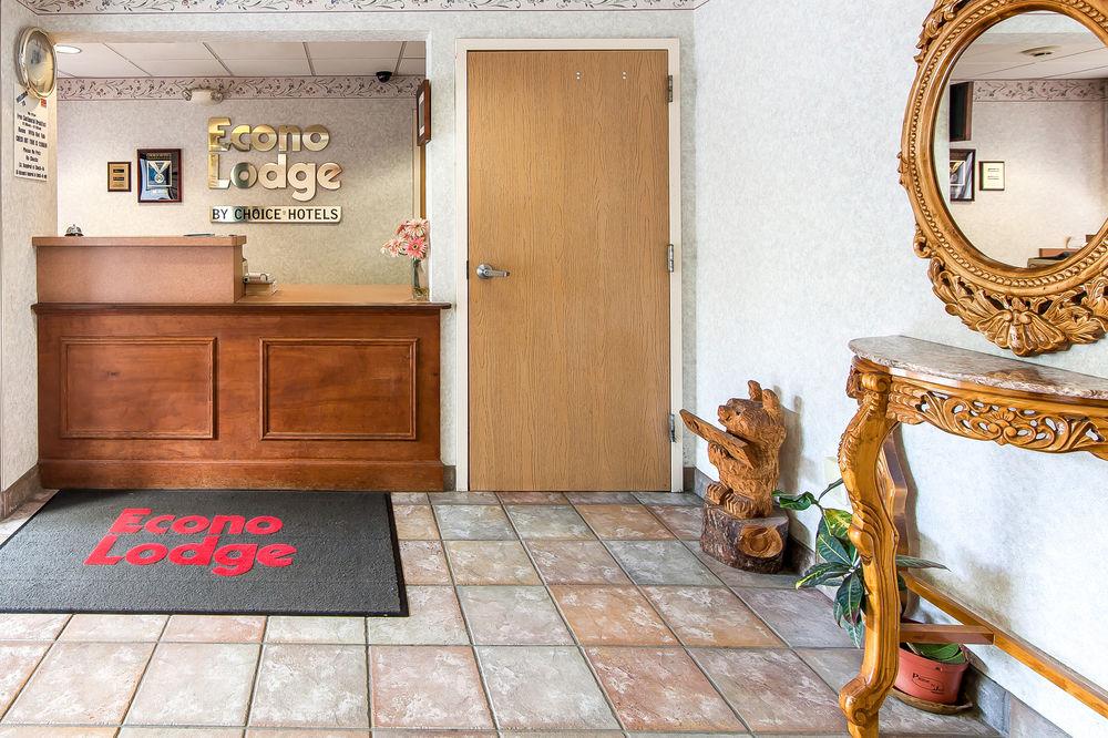 Econo Lodge Lookout Mountain Pet Policy